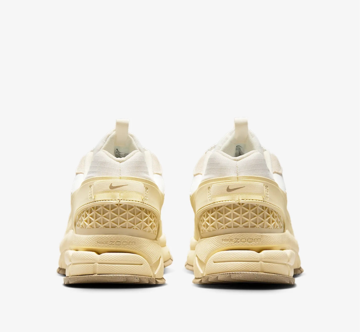 Giay Nike Air Zoom Vomero 5 Roam 'Pale Ivory' FV2295-101