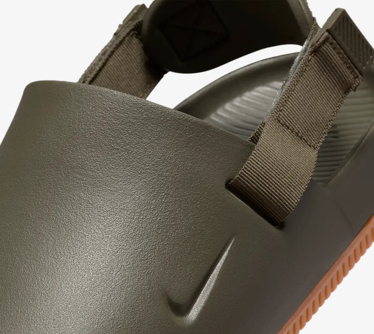 Giay Nike Calm Mule Medium 'Olive Gum' FD5131-202