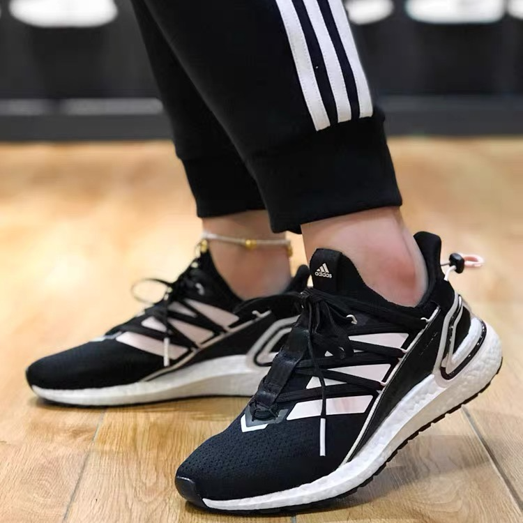 Giay Adidas UltraBoost 20 LAB 'Black White' GY8107