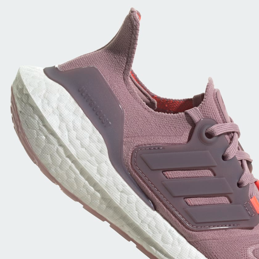 Giay Adidas UltraBoost 22 GS 'Magic Mauve' GZ3930