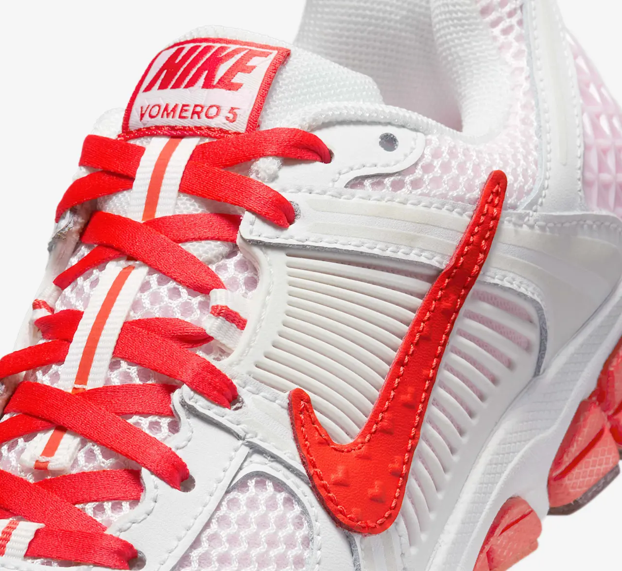 Giay Nike Air Zoom Vomero 5 GS 'Valentine's Day' HV5171-121