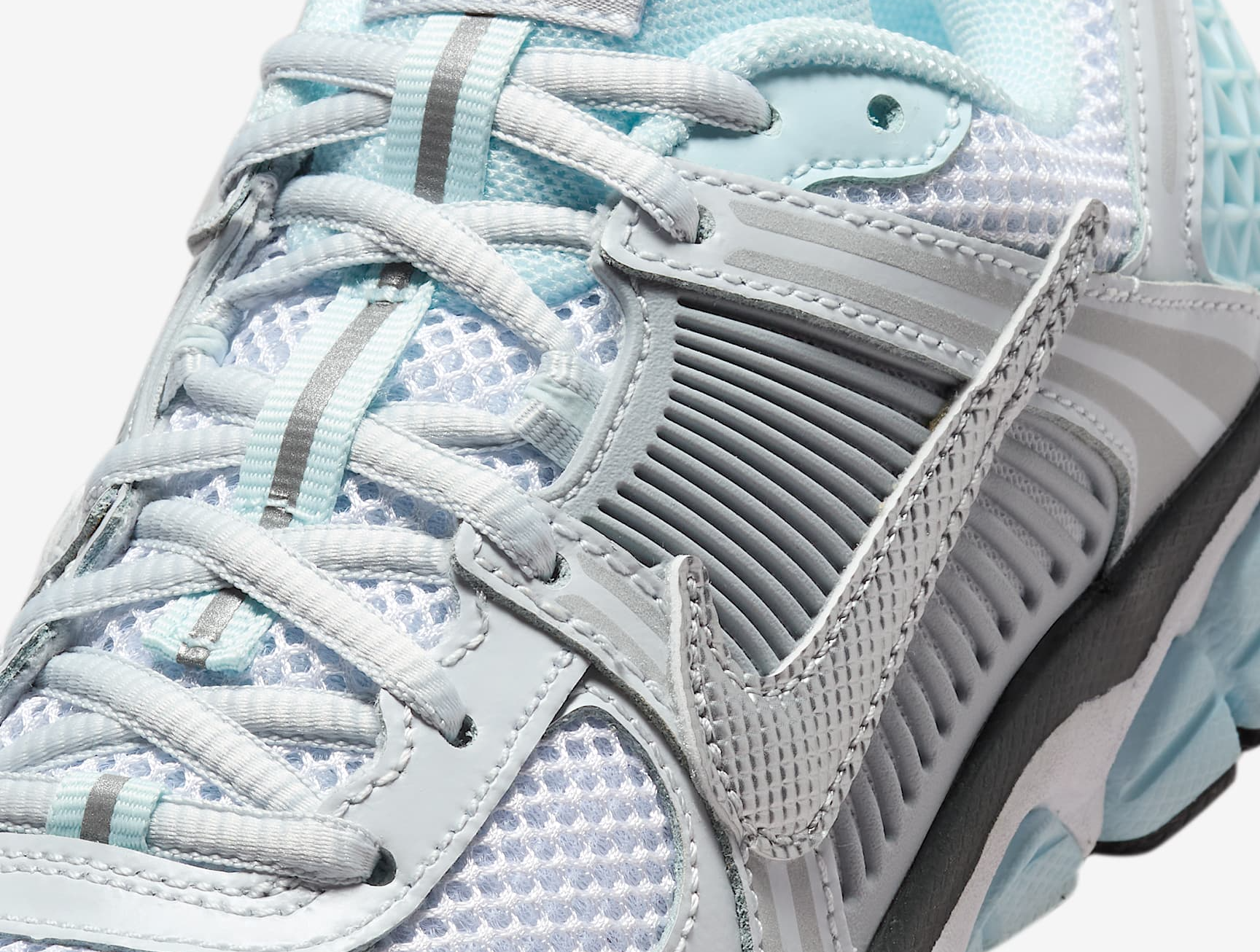 Giay Nike Vomero 5 'Pure Platinum Glacier Blue' HQ3255-043