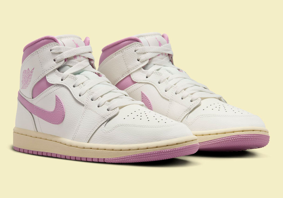 Giay Nike Air Jordan 1 Mid 'Sail Pink Coconut Milk' BQ6472-162