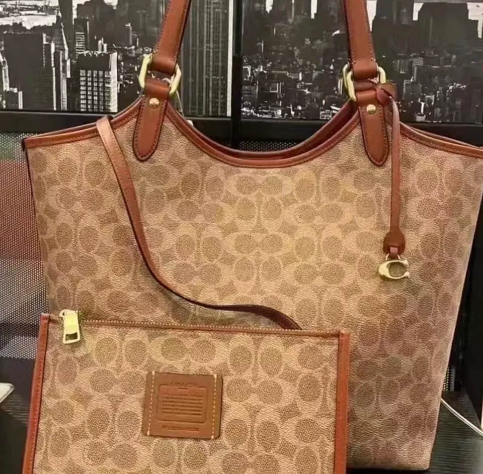 Tui Coach Day 32 Tote Bag 'Tan' C6336-B4XHG