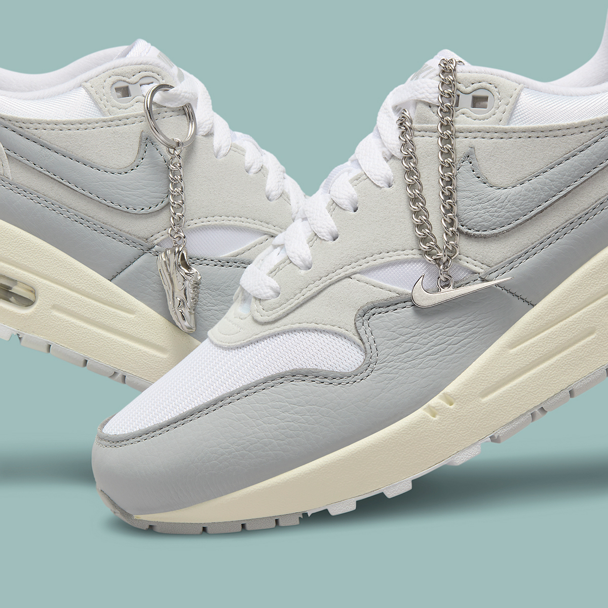 Giay Nike Air Max 1 '87 'Pure Platinum' HF0026-001
