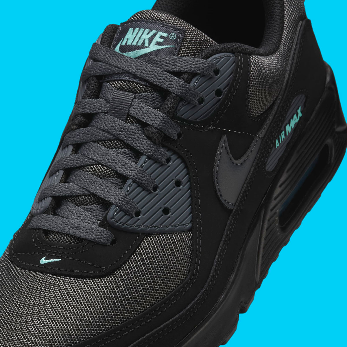 Giay Nike Air Max 90 'Black Tiffany' HV6224-001