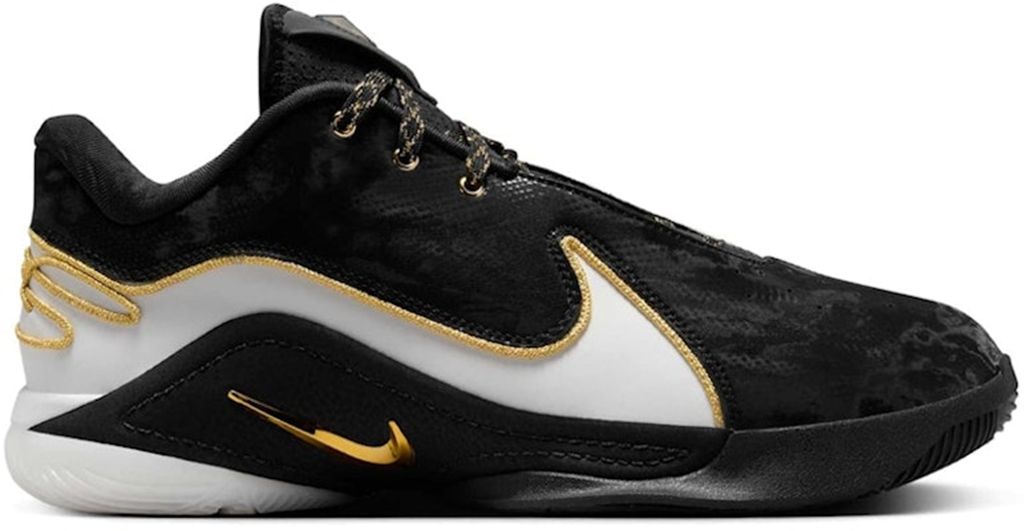 Giay Nike LeBron 22 'White Metallic Gold Black' HV8453-100