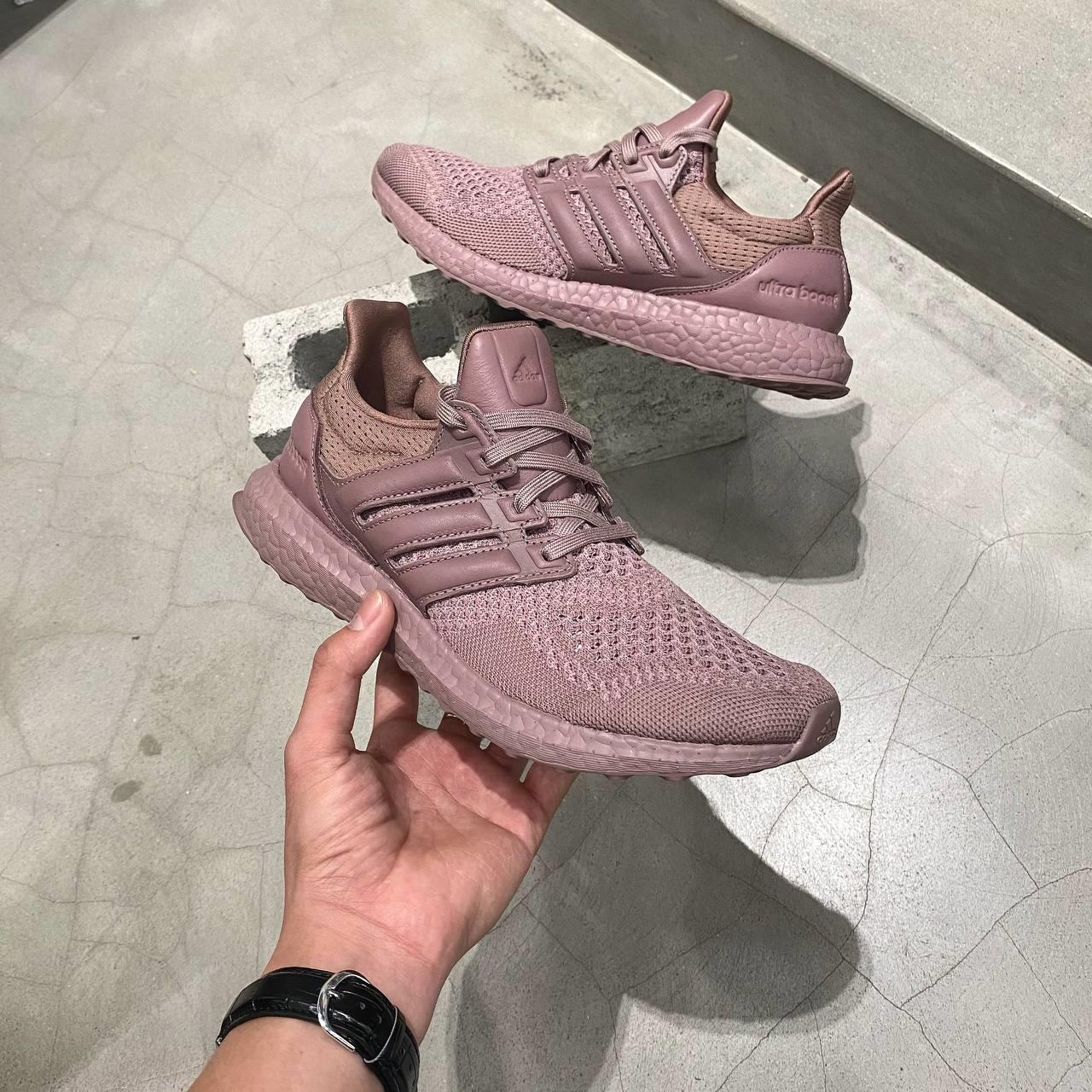 Giay Adidas UltraBoost 1.0 'Wonder Oxide' GY9903