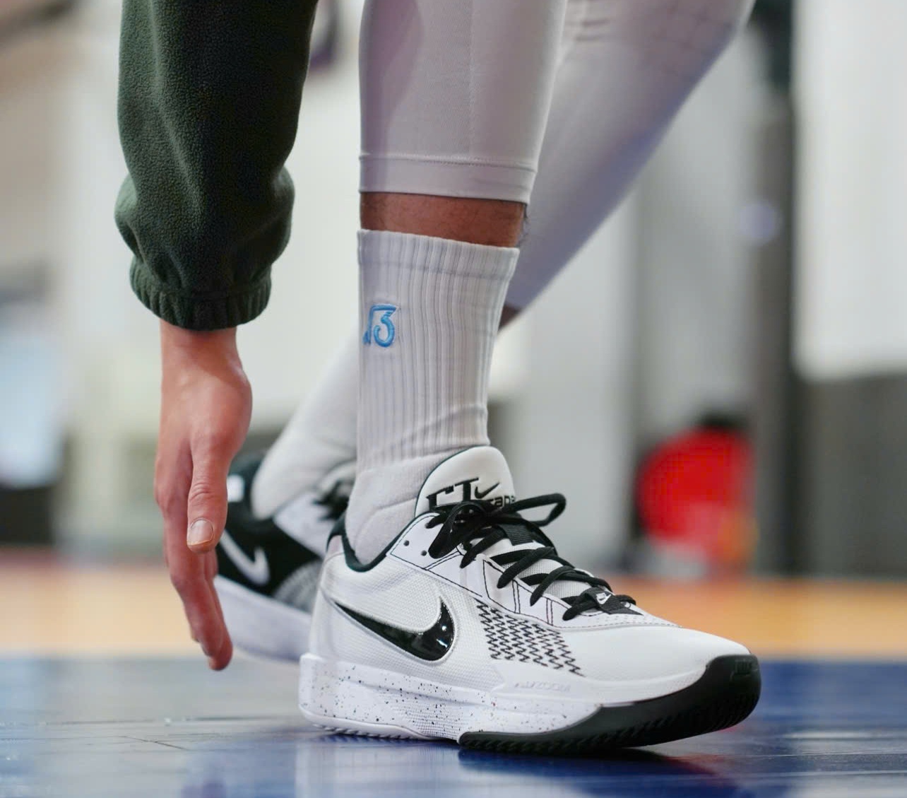 Giay Nike G.T. Cut Academy 'White Black' FB2599-103