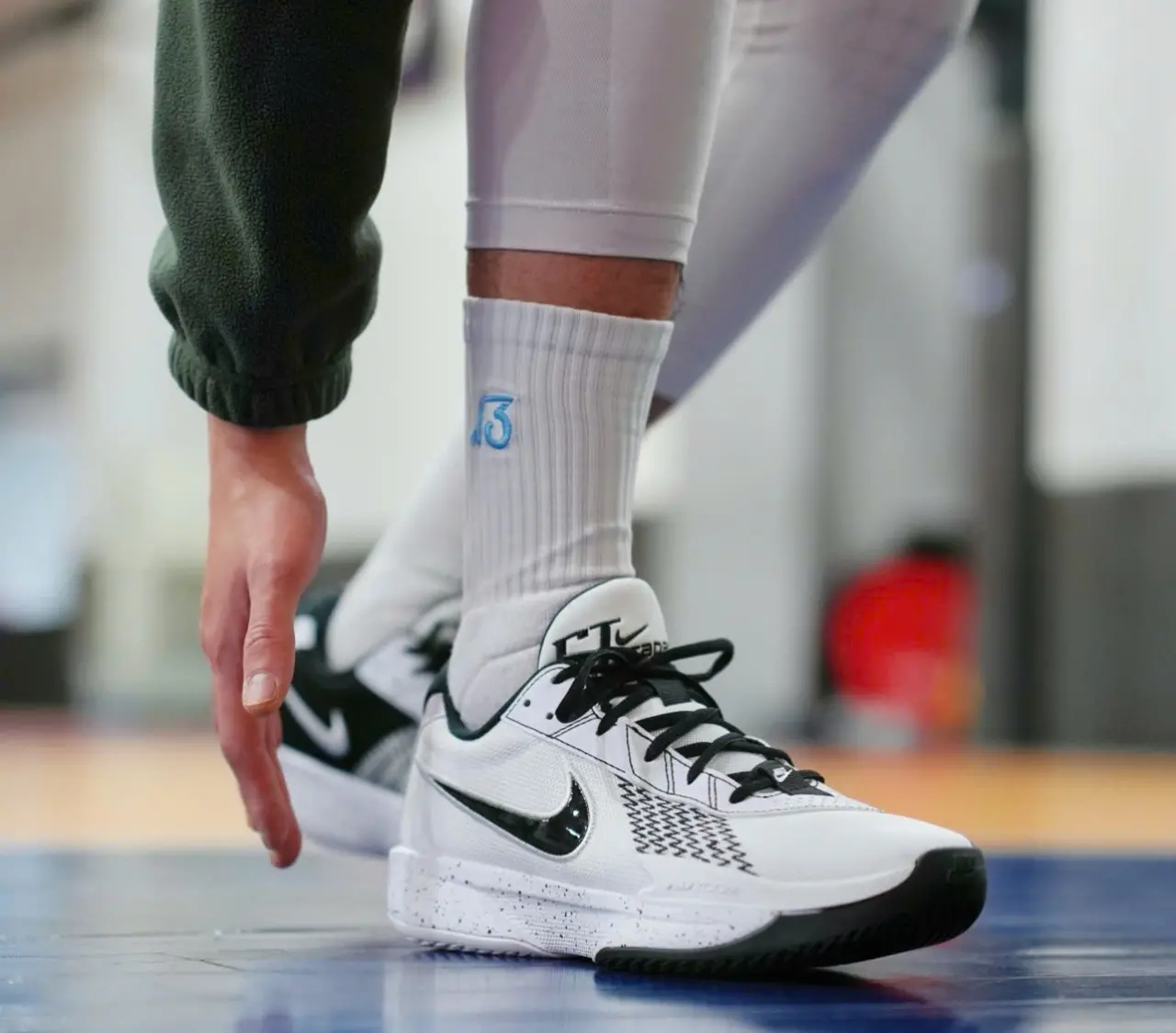 Giay Nike G.T. Cut Academy 'White Black' FB2599-103