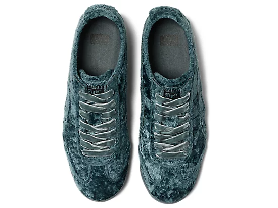 Giay Onitsuka Tiger Mexico 66 'Velvet Grand Shark' 1183C270-400