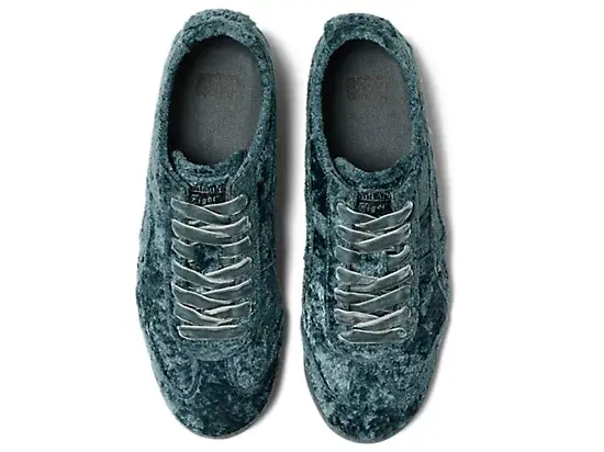 Giay Onitsuka Tiger Mexico 66 'Velvet Grand Shark' 1183C270-400