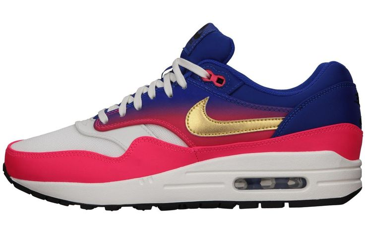 Giay Nike Air Max 1 'Magista Pack Hyper Punch' 454746-105