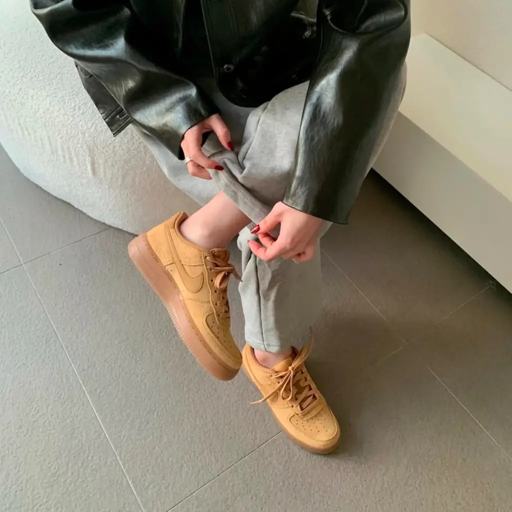 Giay Nike Air Force 1 LV8 ‘Wheat’ HQ7476-700