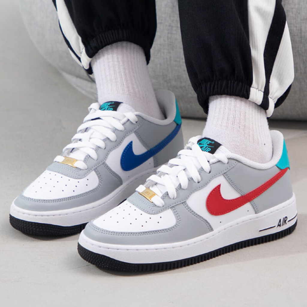 Giay Nike Air Force 1 LE GS ‘Grey Red Blue’ HF0743-161