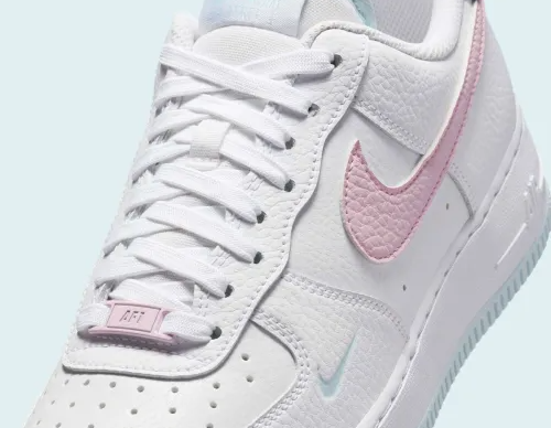 Giay Nike Air Force 1’07 ‘White Foam Pink’ IH0640-161