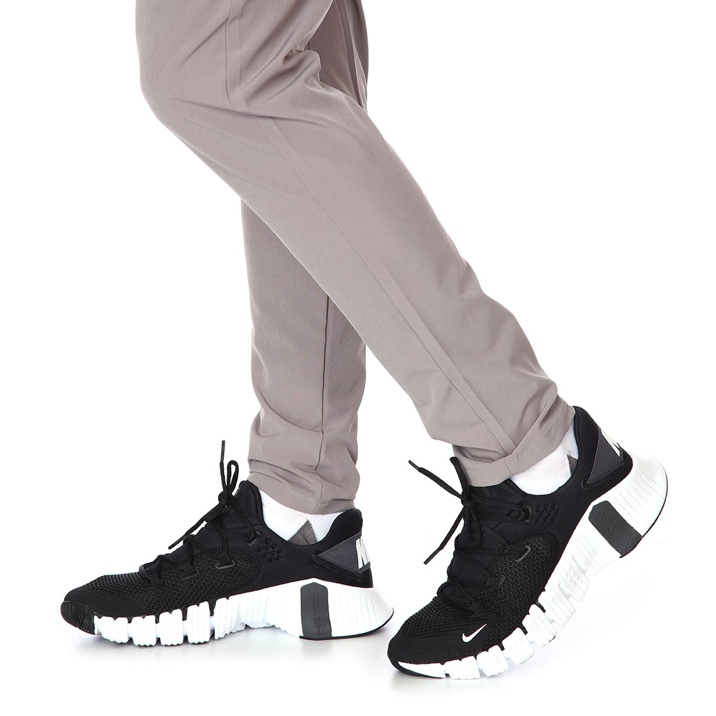 Giay Nike Free Metcon 4 'Black White' CT3886-010