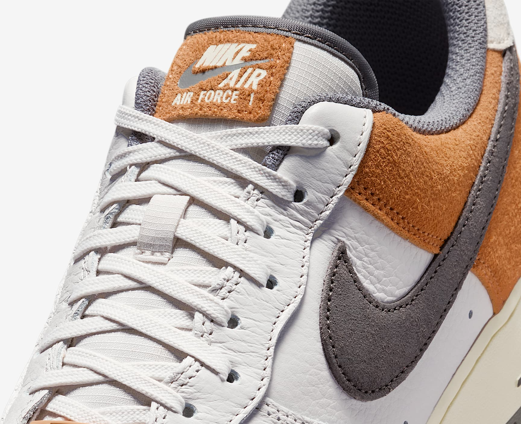 Giay Nike Air Force 1 Low '07 'Sail Light Wheat Grey' IB7718-030