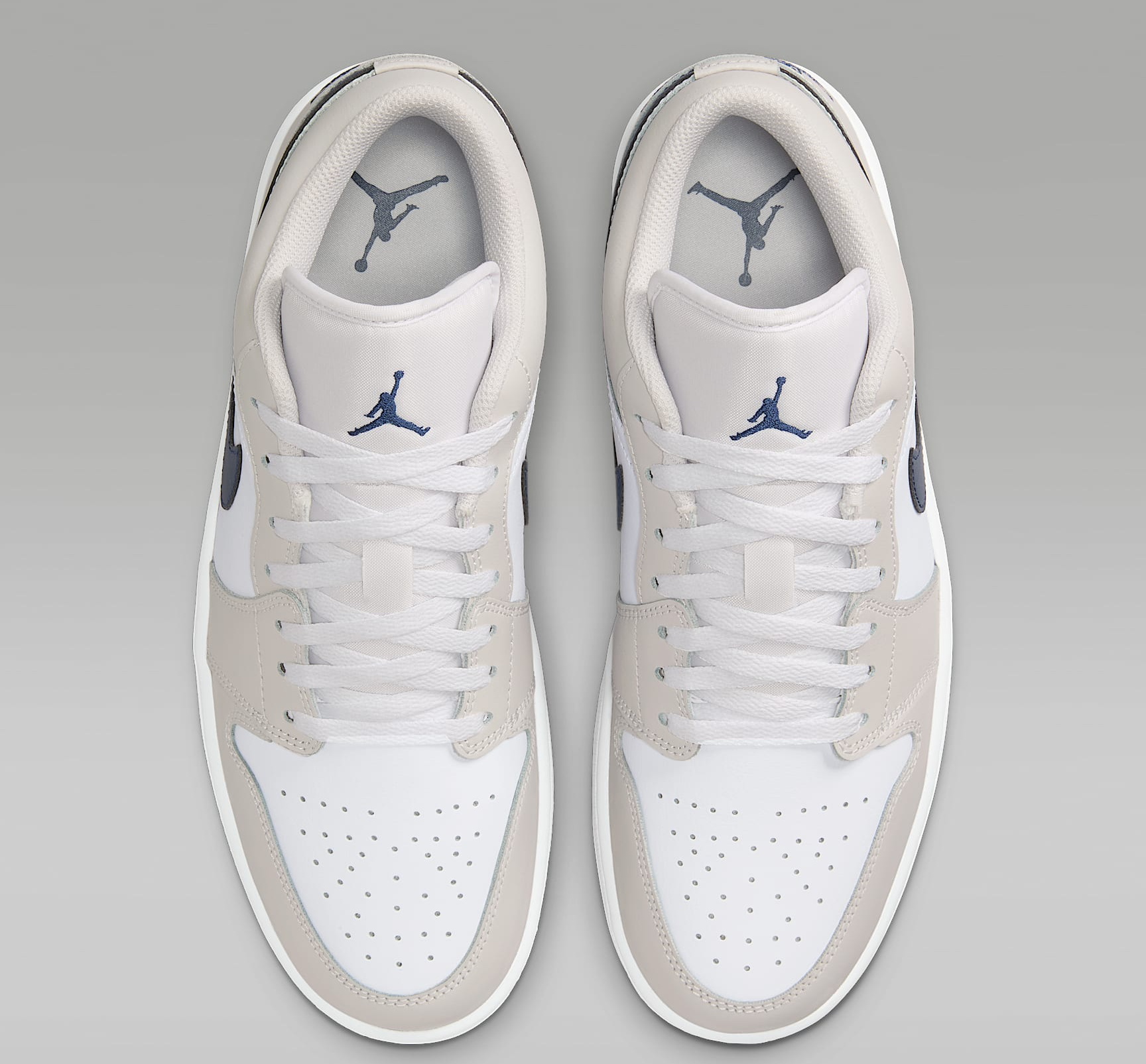 Giay Nike Air Jordan 1 Low 'Georgetown' 553558-146