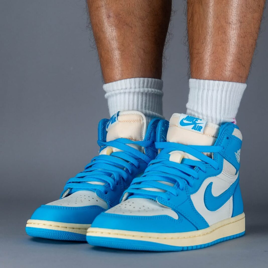 Giay Nike Air Jordan 1 High OG 'UNC Reimagined' DZ5485-402