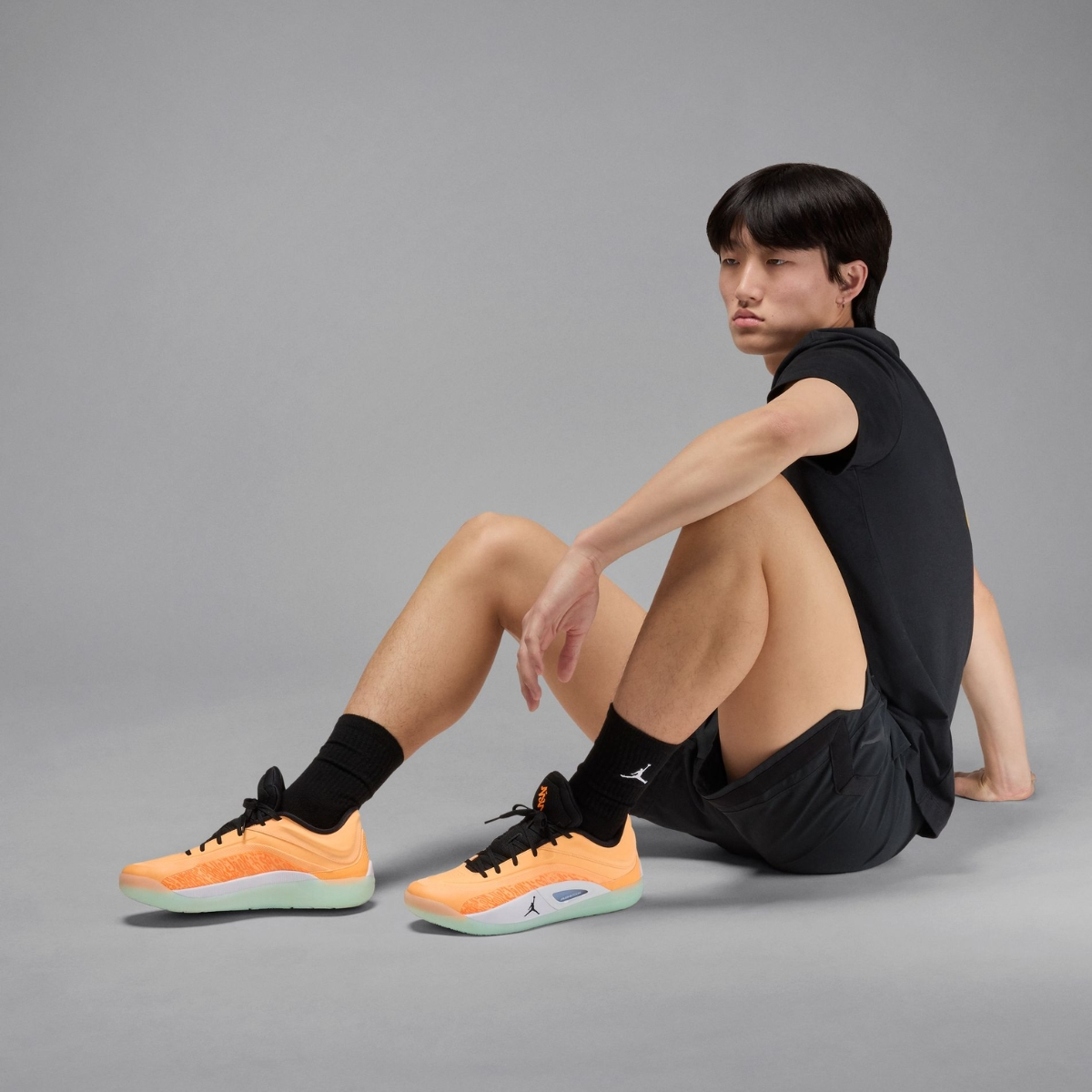 Alternative view of Giày Nike Air Jordan Zion 4 'Forged In Fire' FD0591-800