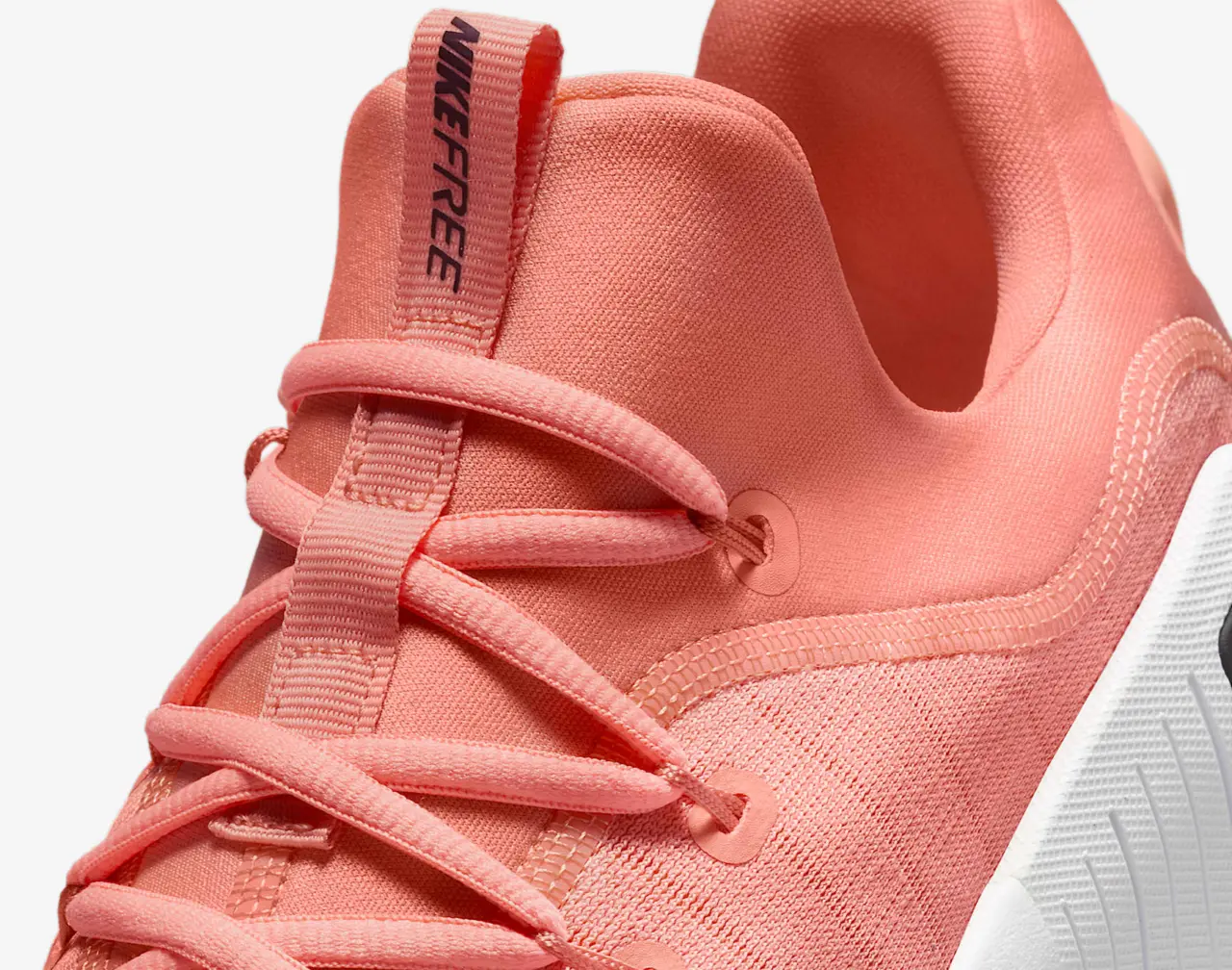 Giay Nike Free Metcon 6 'Apricot Agate White' FJ7127-800