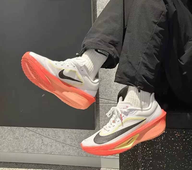 Giay Nike Zoom Fly 6 'White Black Magic Ember' IB6657-108