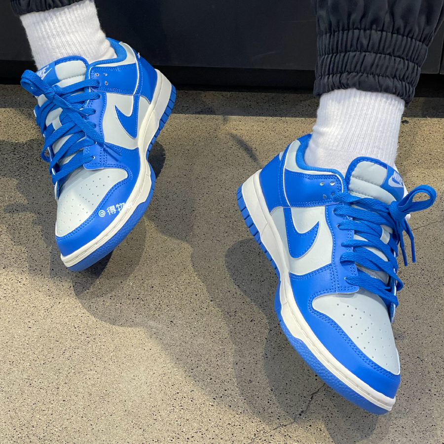 Alternative view of Giày Nike Dunk Low 'Detroit Lions' HF5441-002