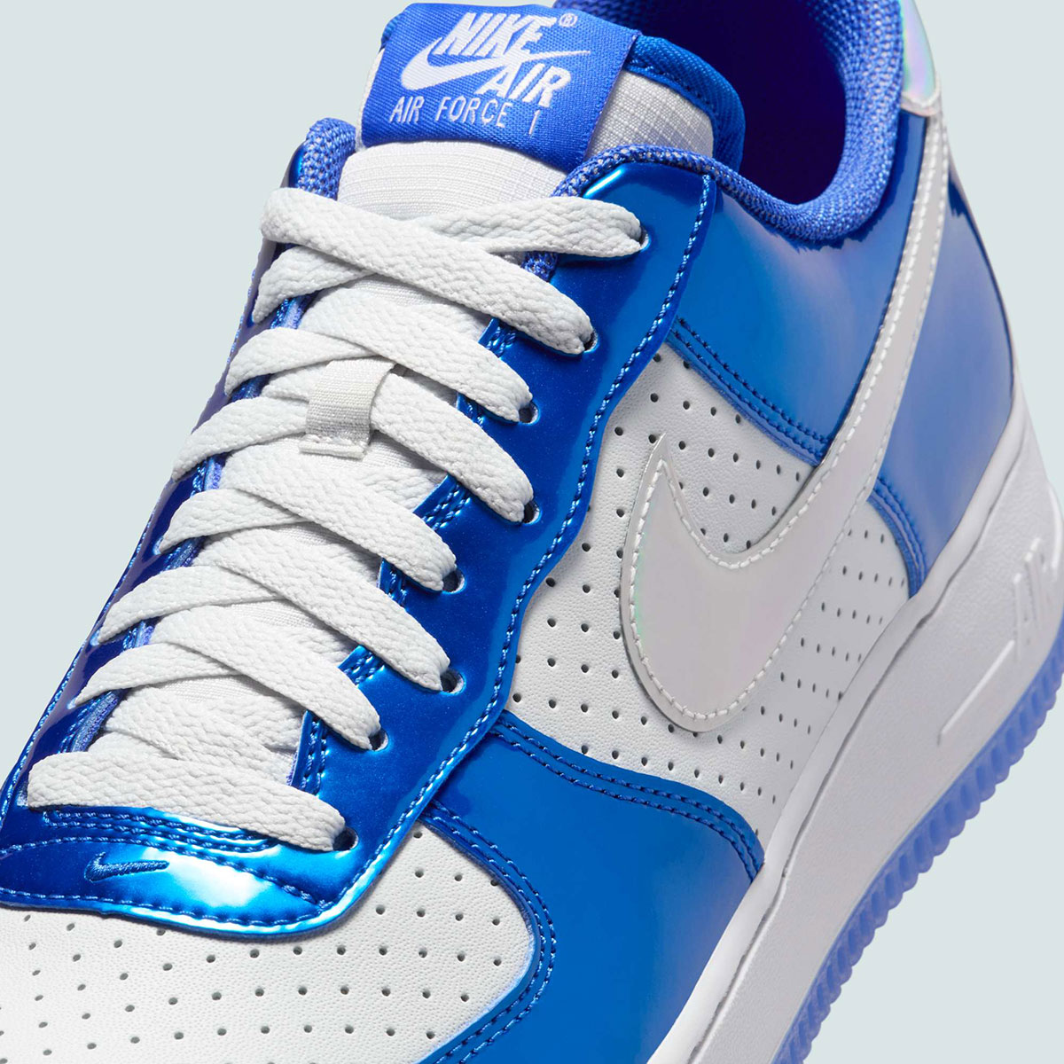 Giay Nike Air Force 1 '07 LV8 'Light Photo Blue' HV5751-435