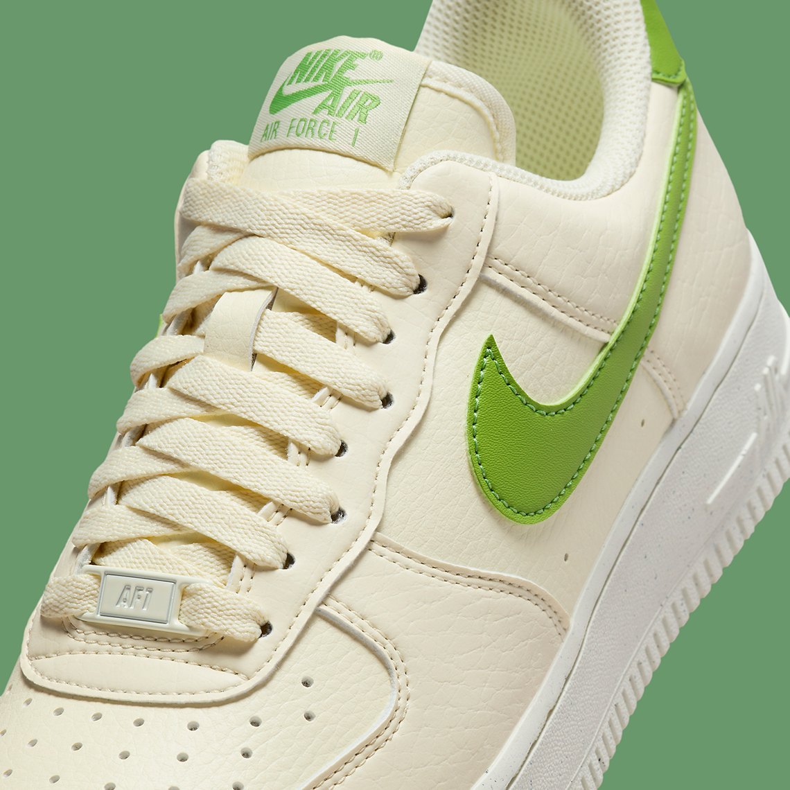 Giay Nike Air Force 1 Low '07 SE 'Coconut Milk' DV3808-102
