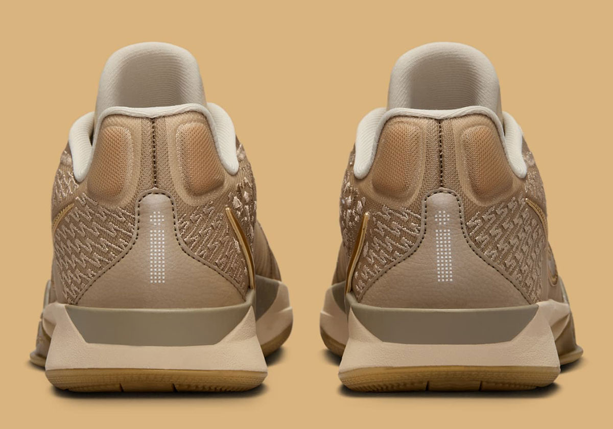 Giay Nike Sabrina 2 'Stronger Than Gold' HF1799-200