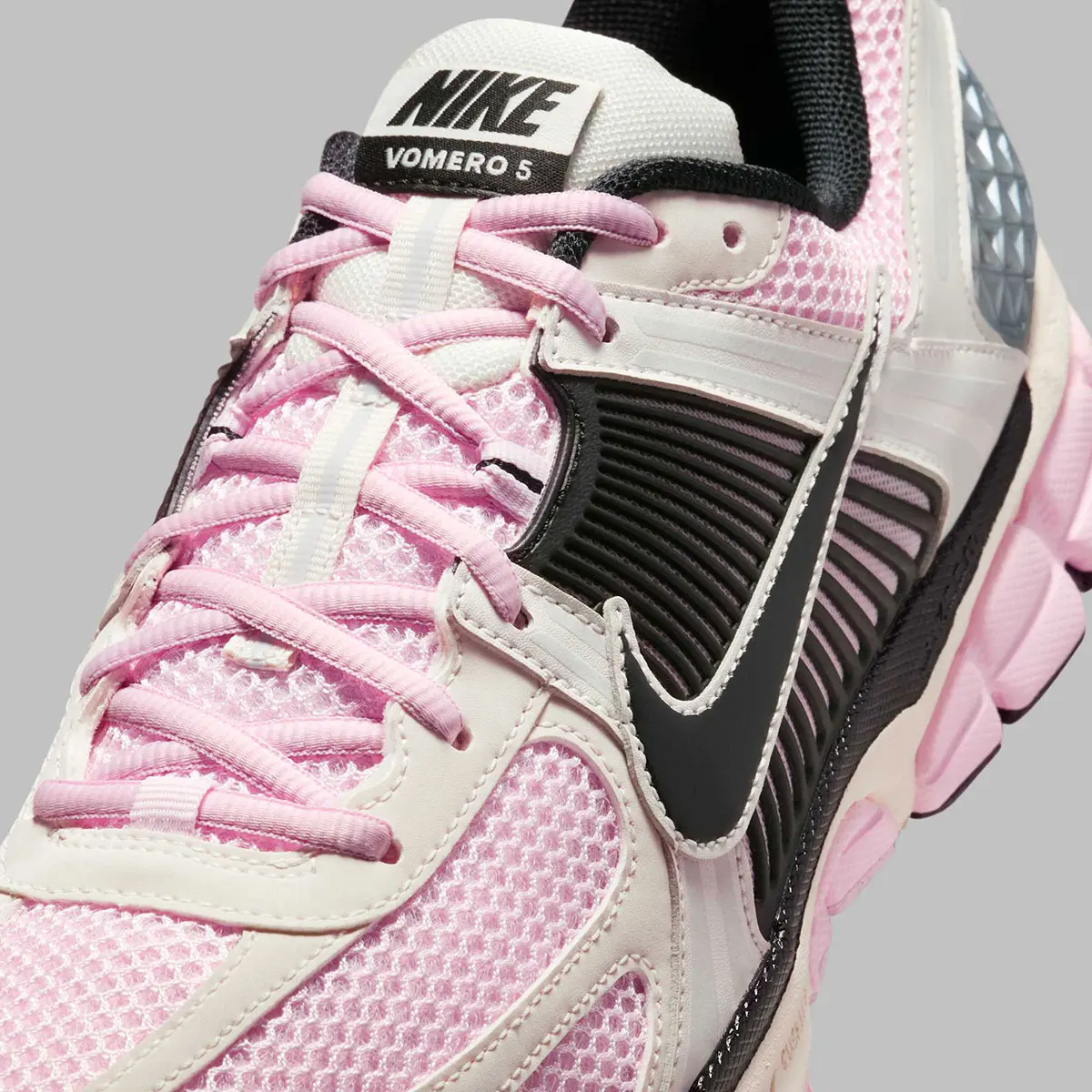 Giay Nike Zoom Vomero 5 'Pink Foam' FB9149-600