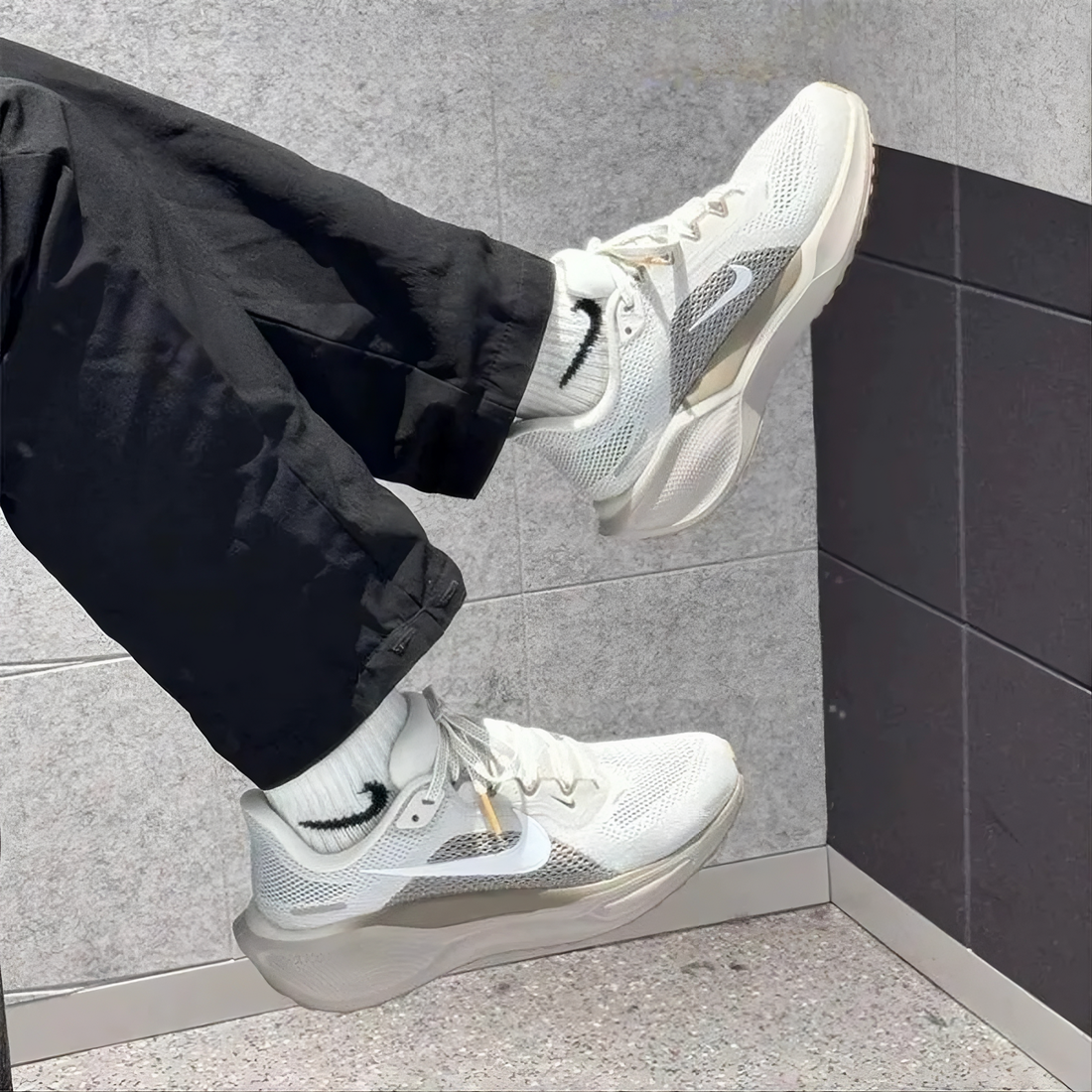 Alternative view of Giày Nike Pegasus 41 ‘Phantom Mink Brown’ FD2723-008