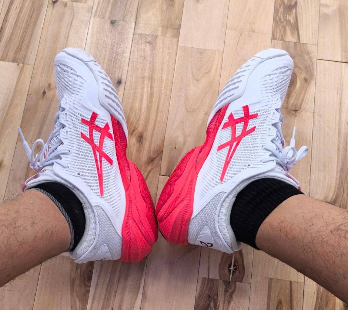 Alternative view of Giày Asics Court FF 3 Novak 'White Electric Red' 1041A522-966