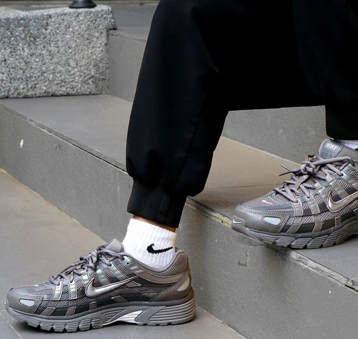 Giay Nike P-6000 ‘Cave Stone Metallic Silver’ CD6404-202