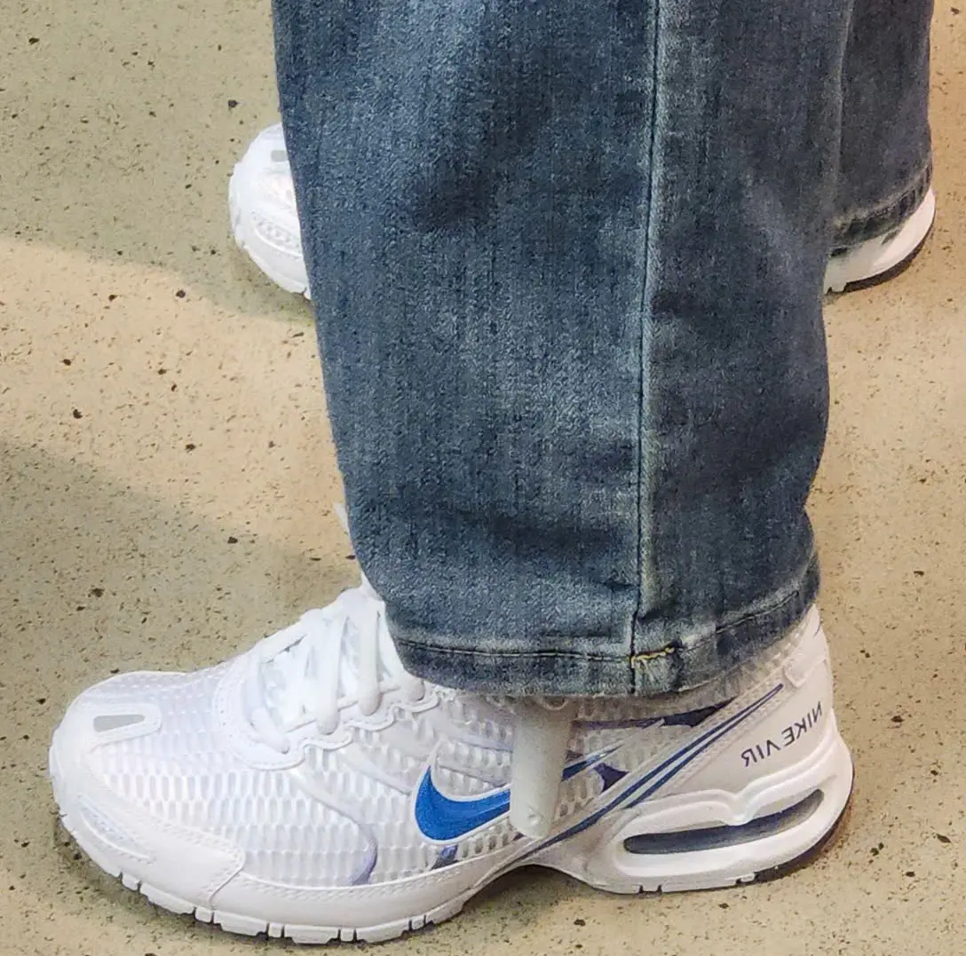 Giay Nike Air Max "Torch 4" 'White And Blue' 343851-104