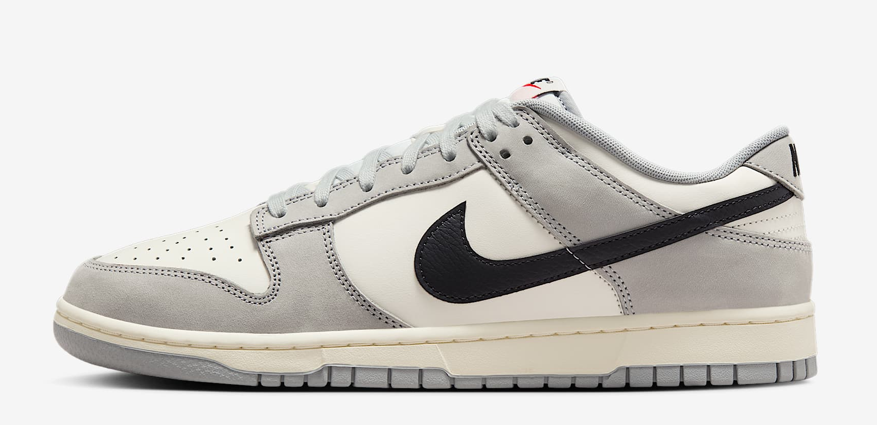 Giay Nike Dunk Low 'Sail Wolf Grey' IB3079-101