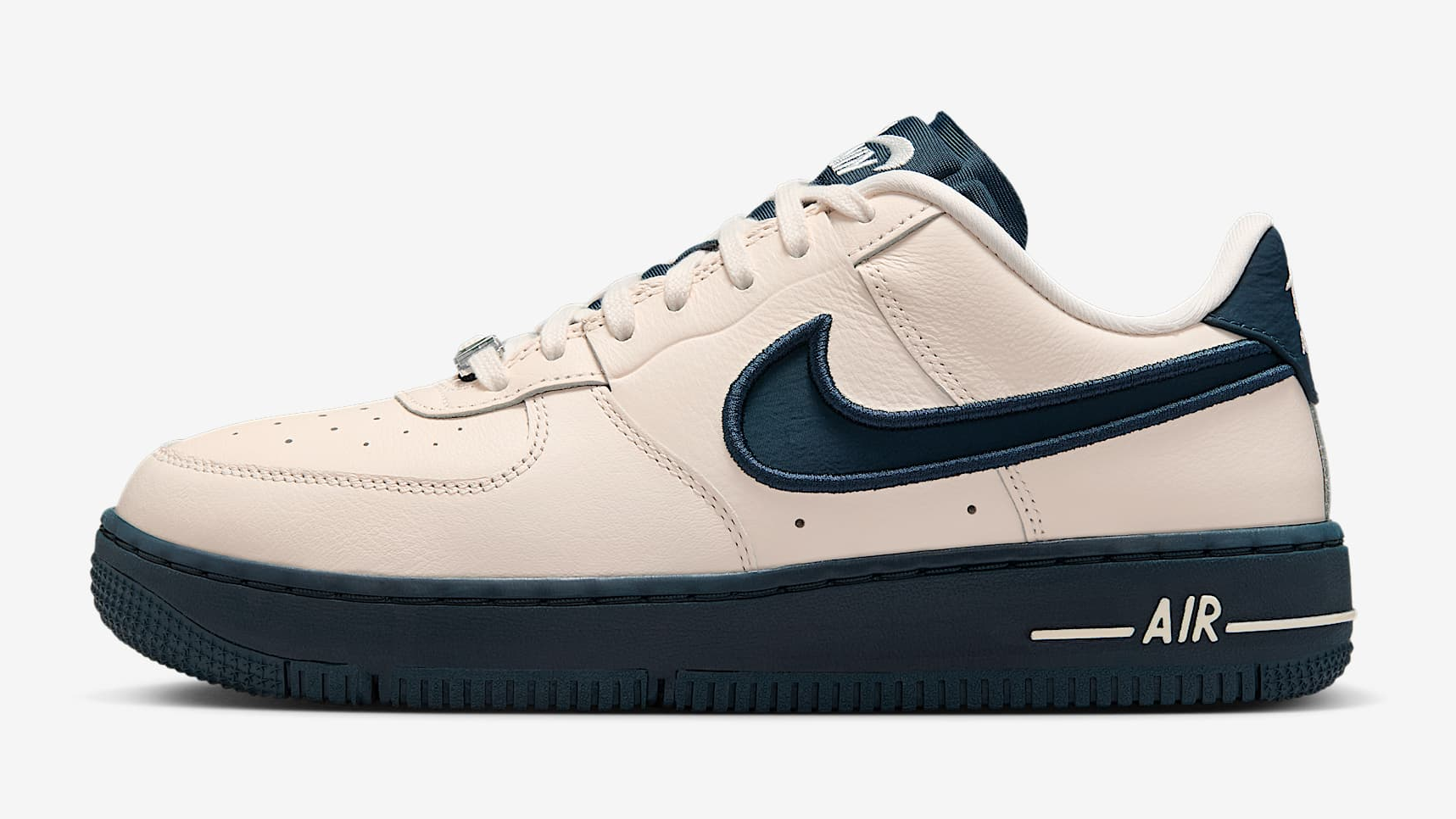 Giay Nike Air Force 1 Dance 'Pale Ivory' FJ7409-103