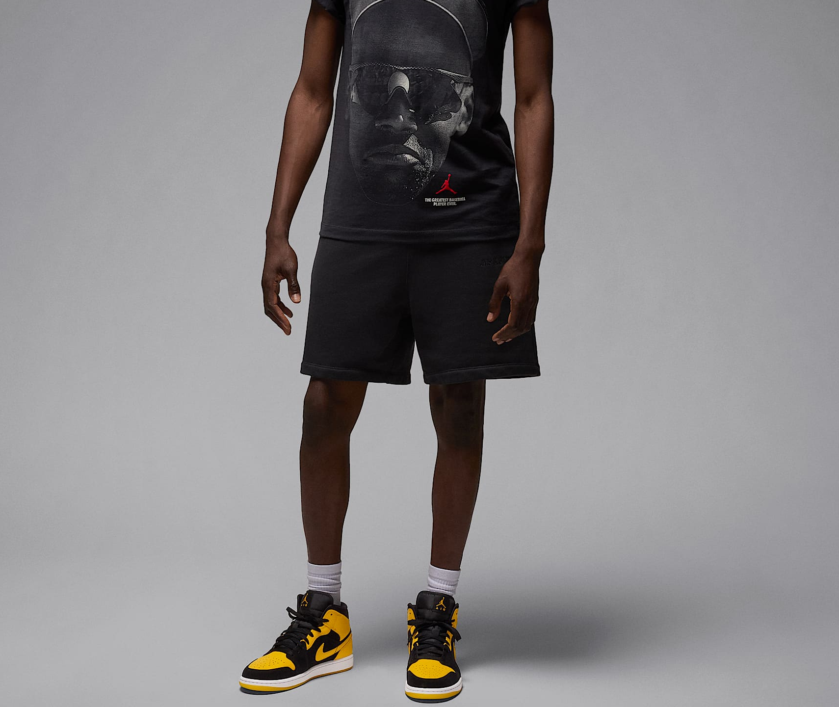 Giay Nike Jordan 1 Mid 'New Love' HJ6654-071