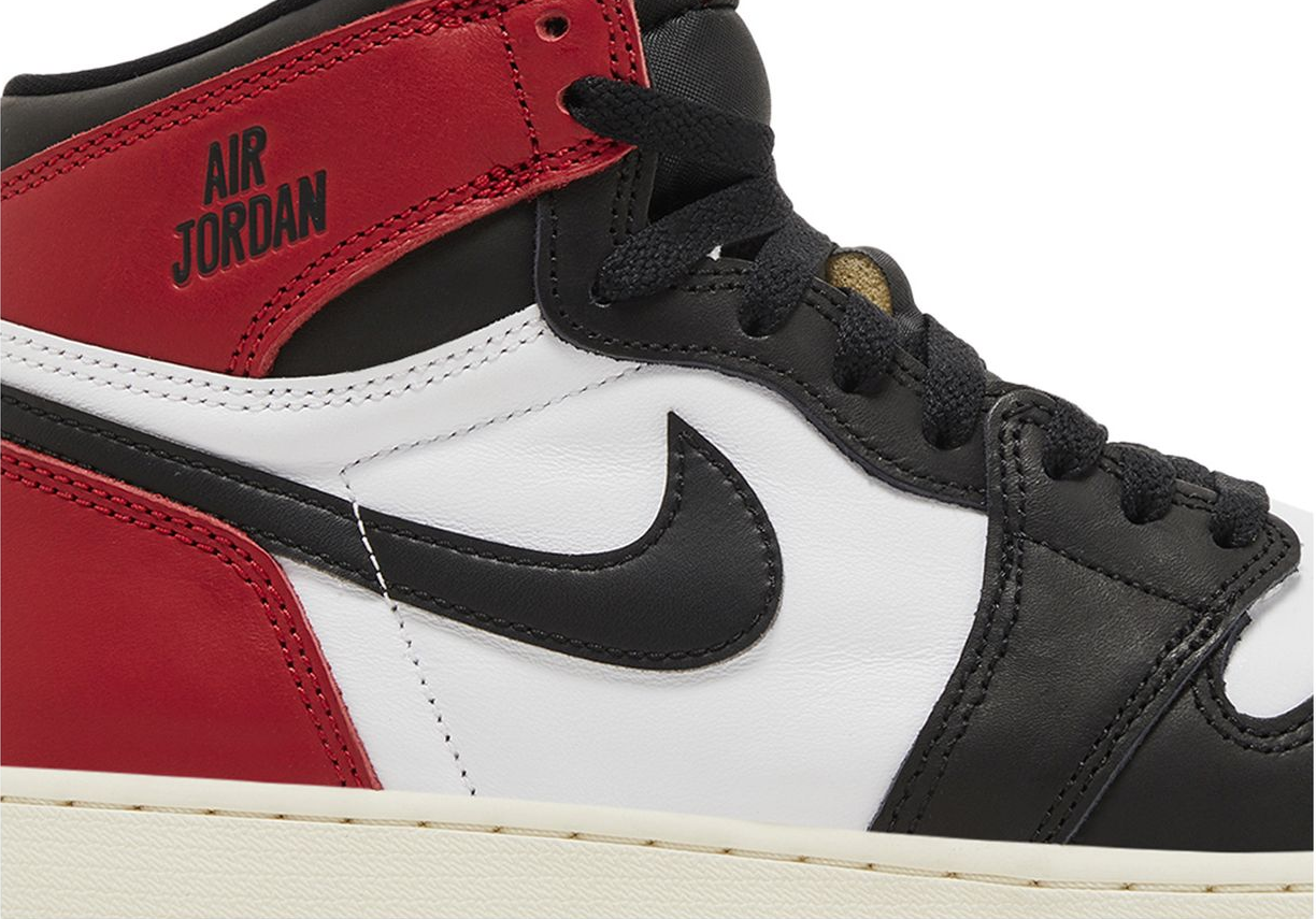 Giay Nike Air Jordan 1 Retro High OG 'Black Red' FD1437-106