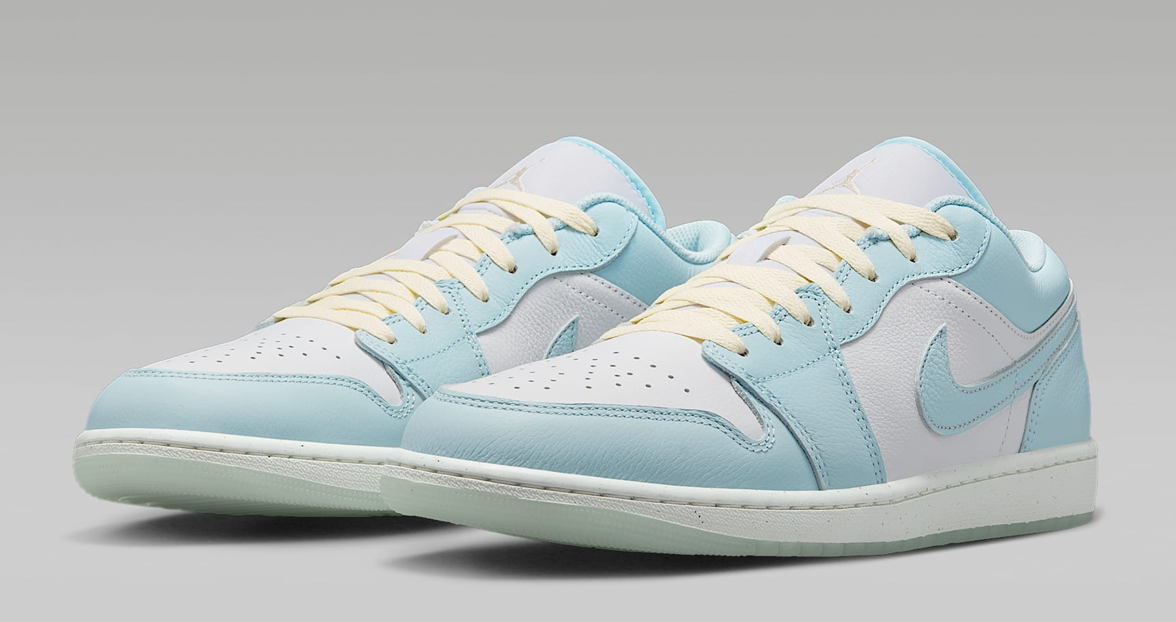 Giay Nike Air Jordan 1 Low ‘Glacier Blue’ HJ5999-400