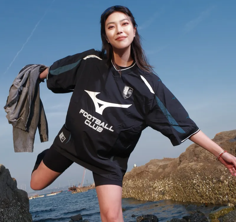 Ao Mizuno Essential large Logo 'Black' K2CA53Y2