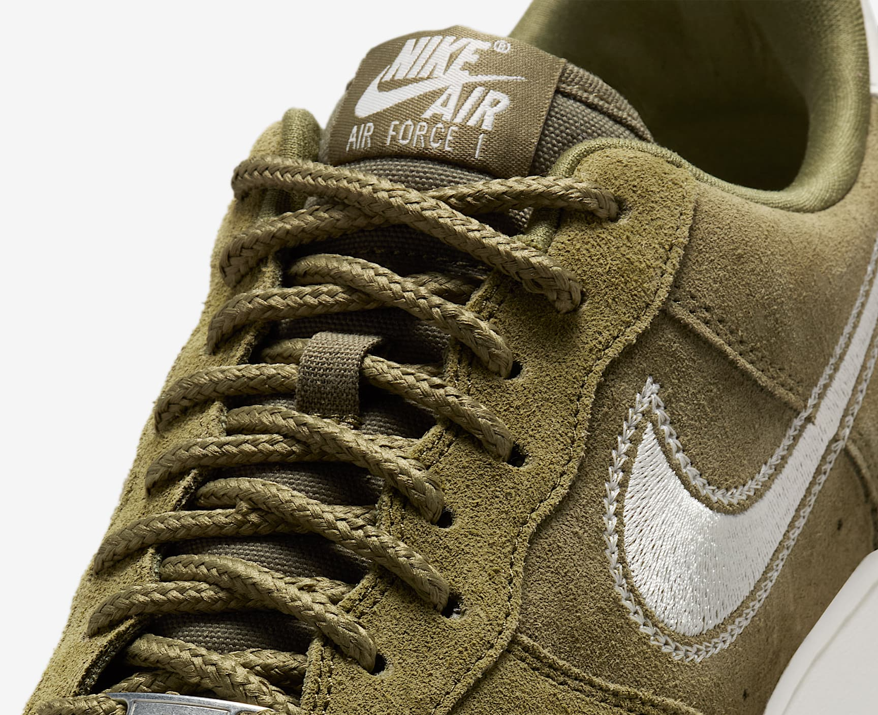 Giay Nike Air Force 1 Low '07 'Medium Olive Sail' HJ4465-201