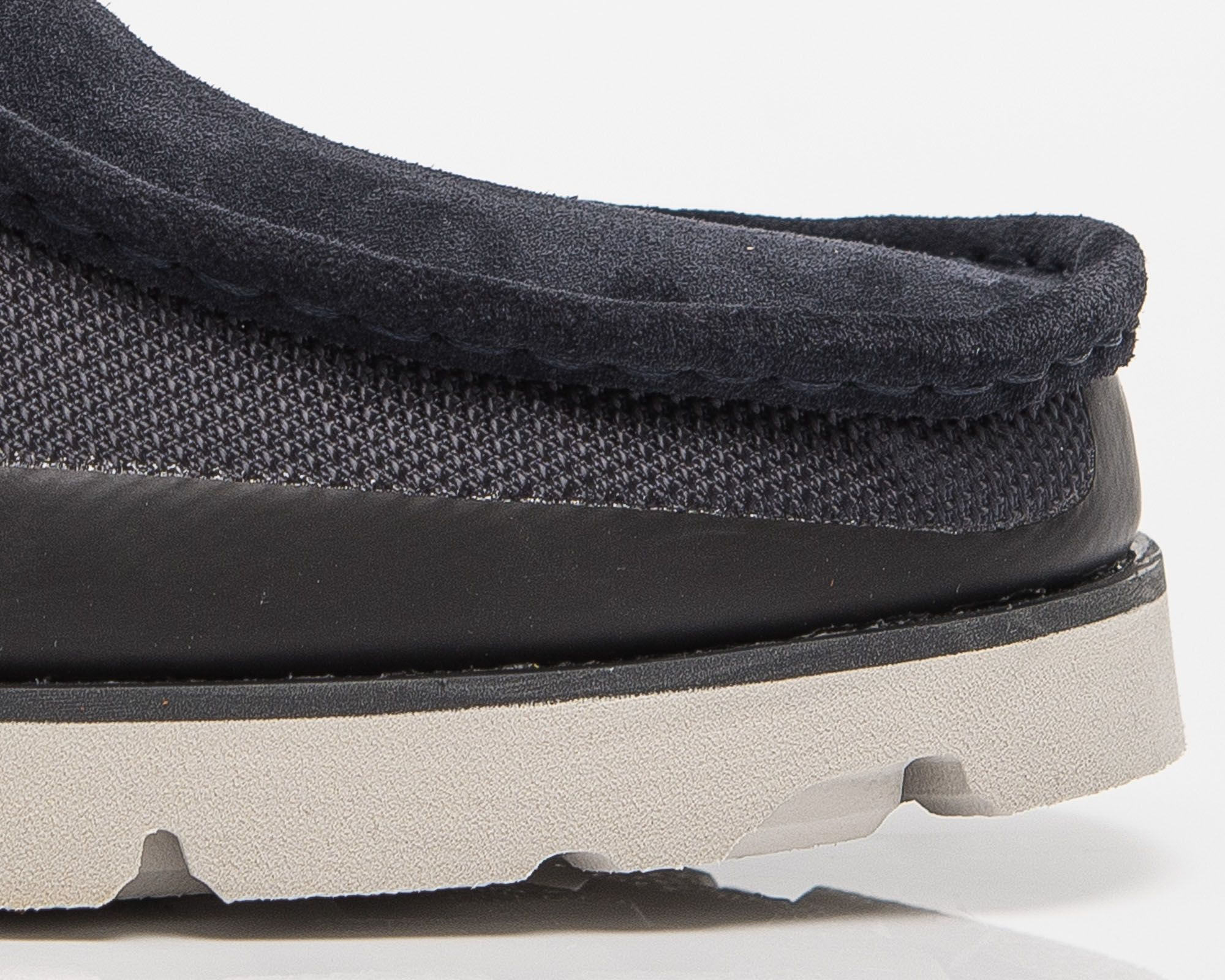 Giay Clarks Originals Wallabee 2.0 Boot Gore-Tex 'Navy' 26167901