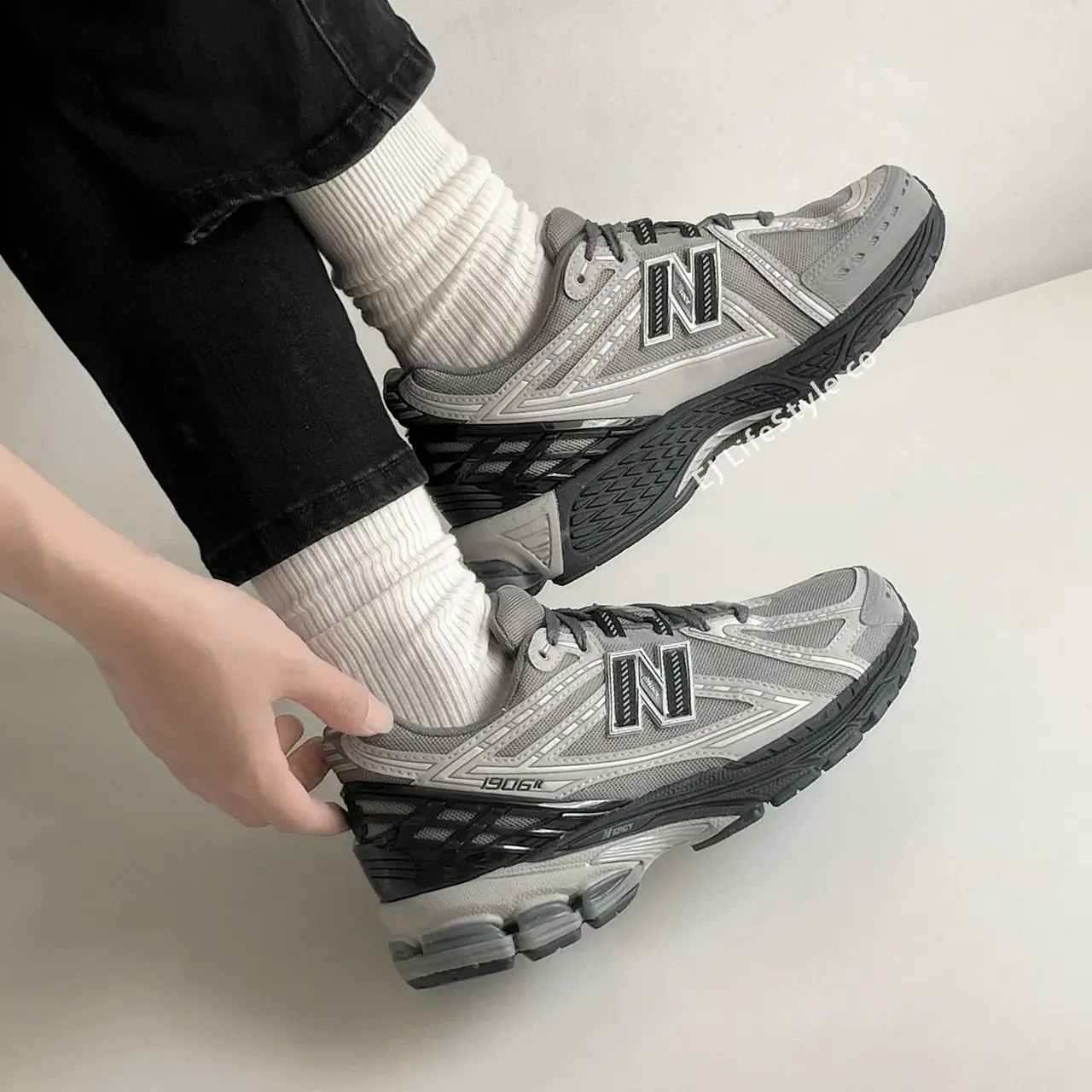 Alternative view of Giày New Balance 1906R 'Castlerock Rain Cloud' M1906RLG