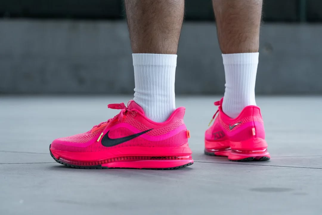 Alternative view of Giày Nike Pegasus Premium 'Hyper Pink' HQ2592-600