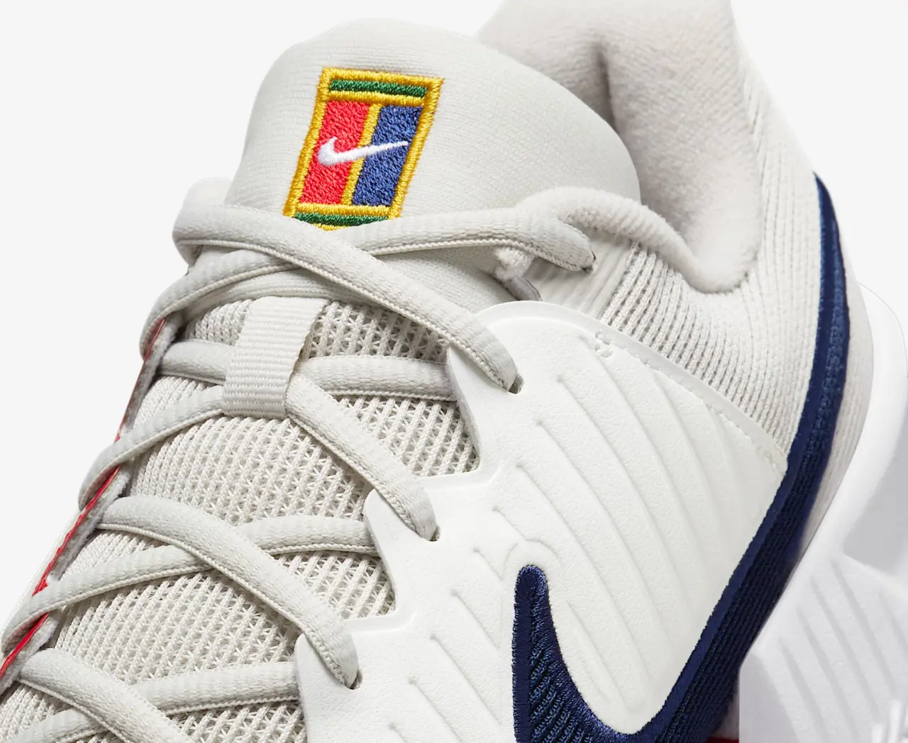 Giay Nike GP Challenge Pro 'Light Bone' FB3146-002