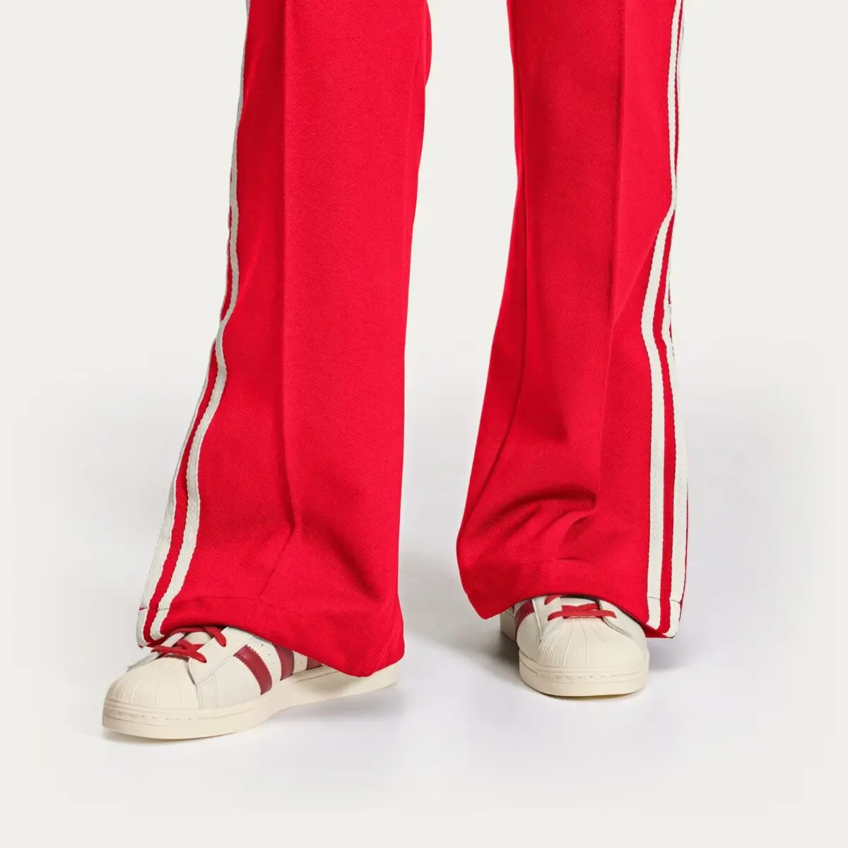 Giay Adidas Superstar Superfinger Pack x Avavav 'Better Scarlet' JP7142