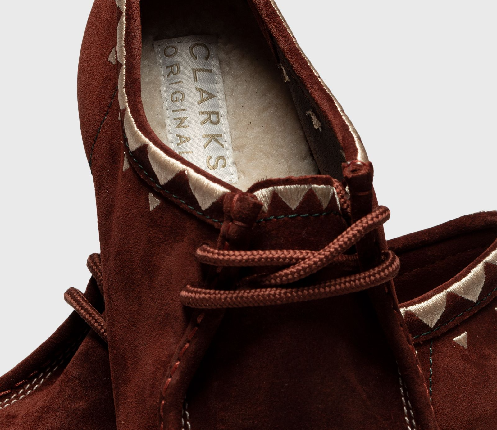Giay Clarks Originals Wallabee Auburn 'Brown' 261688477