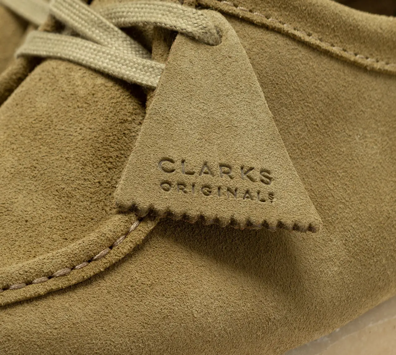 Giay Clarks Originals Wallabee Mid 'Green' 261736407